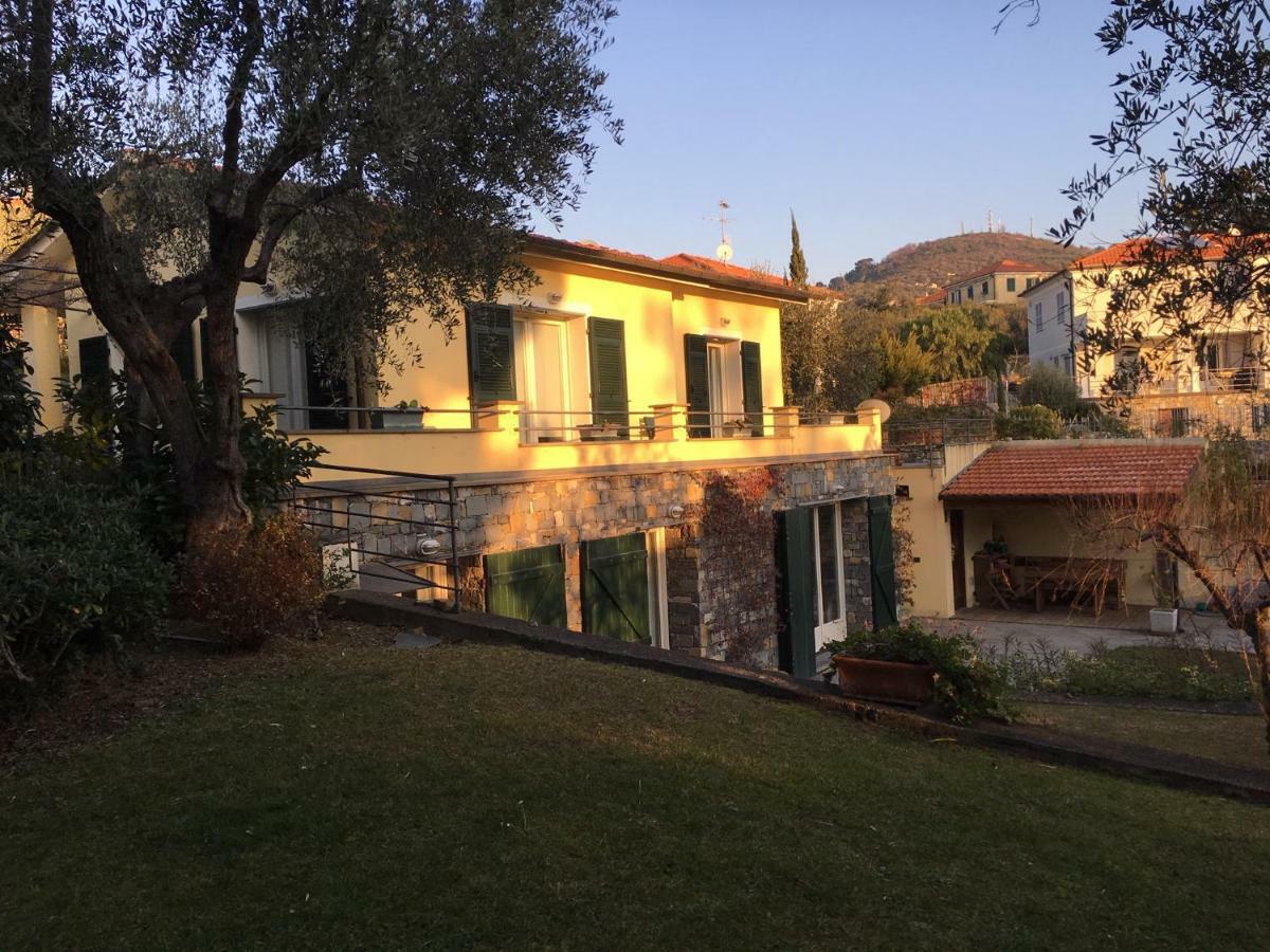La Casa Di Fedra Villa Imperia Luaran gambar